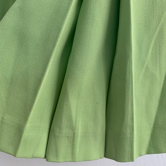 Beautiful Green Skirt - Perfect for Spring/Summer! - Picture 5 of 13